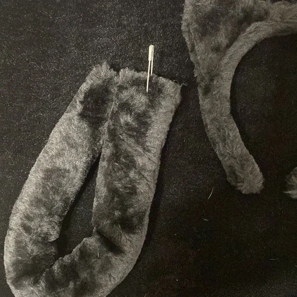 Black cat accesories - Picture 3 of 3